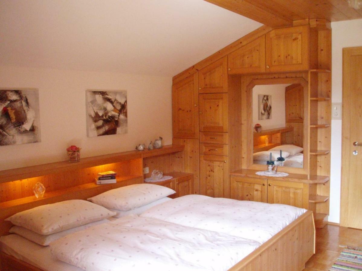Liesing Gaestehaus Lanzinger מראה חיצוני תמונה